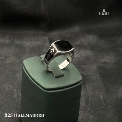 Italian 925 Silver Men’s Ring with Black Enamel Detailing