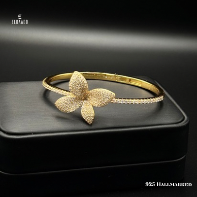 Radiant Flower Bangle – 925 Italian Silver Gold Plated